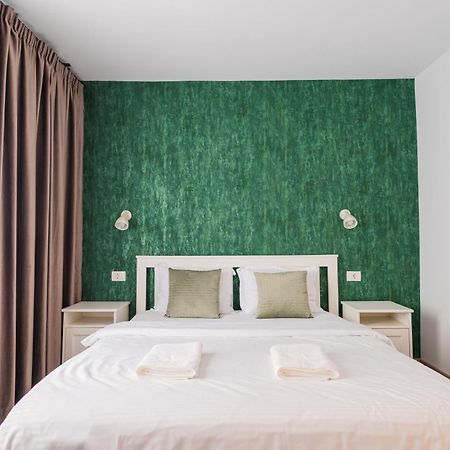Fun House - Comfortable Stay With Garden And Near Parking 布拉索夫 外观 照片