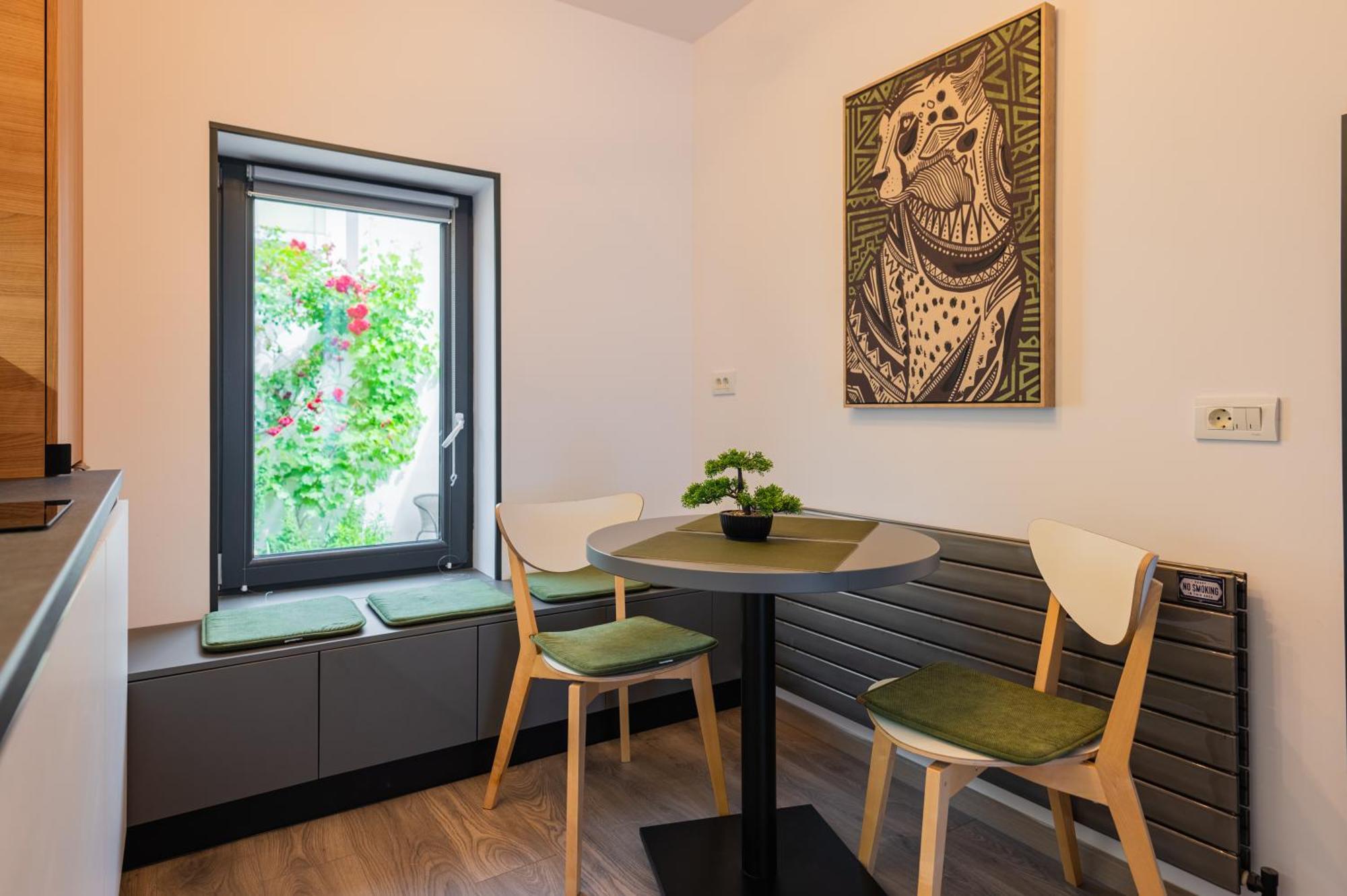Fun House - Comfortable Stay With Garden And Near Parking 布拉索夫 外观 照片