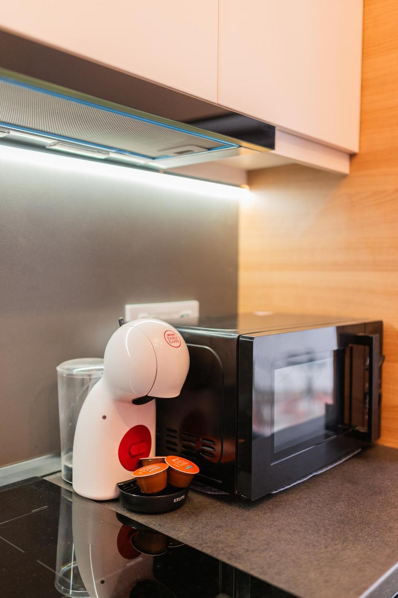 Fun House - Comfortable Stay With Garden And Near Parking 布拉索夫 外观 照片